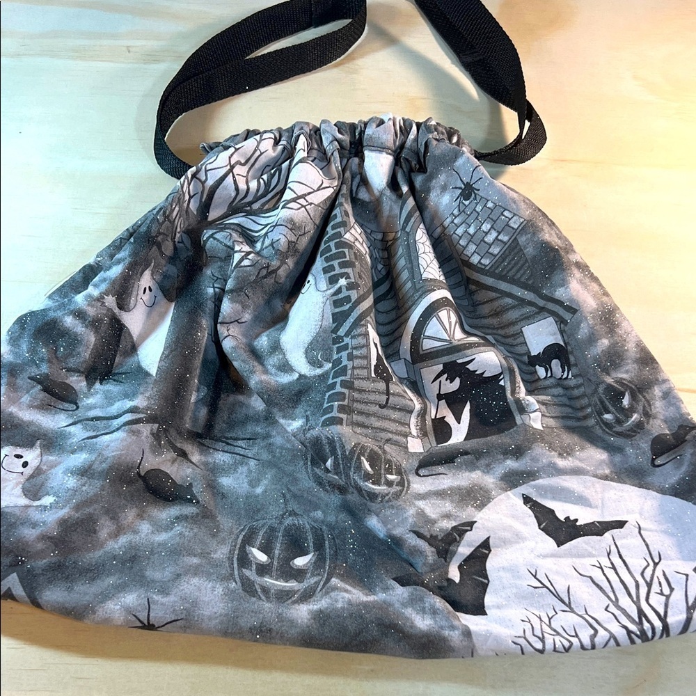 Halloween Themed Drawstring Treat Bag
